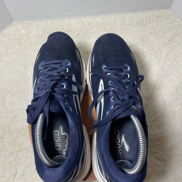 Brooks Dark Blue Athletic Sneakers - Picture 7 of 9